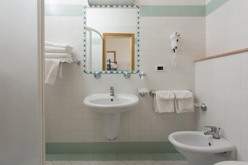 **** Hotel Color Punta Nord Village - Rimini Italien